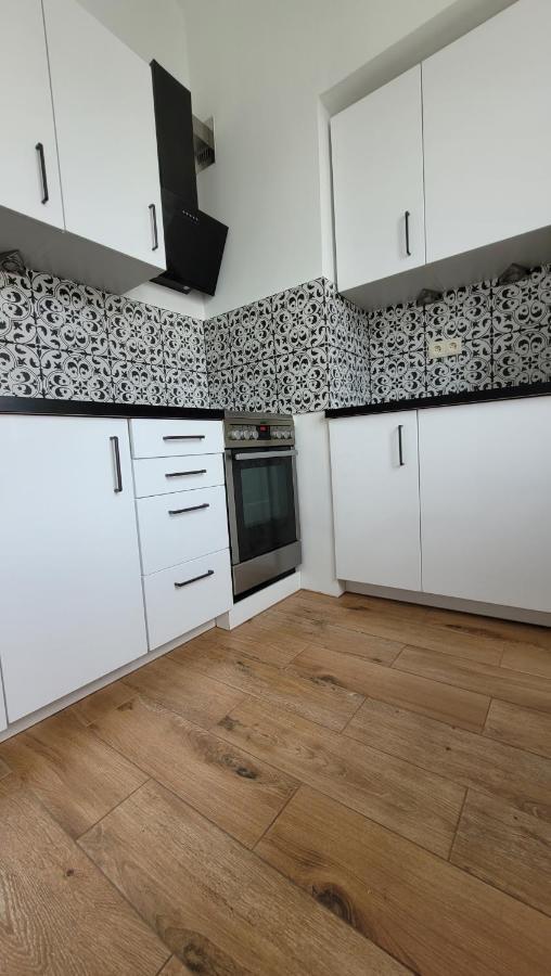 Art Dreams Apartament Chmielna 5 Warsawa Bagian luar foto